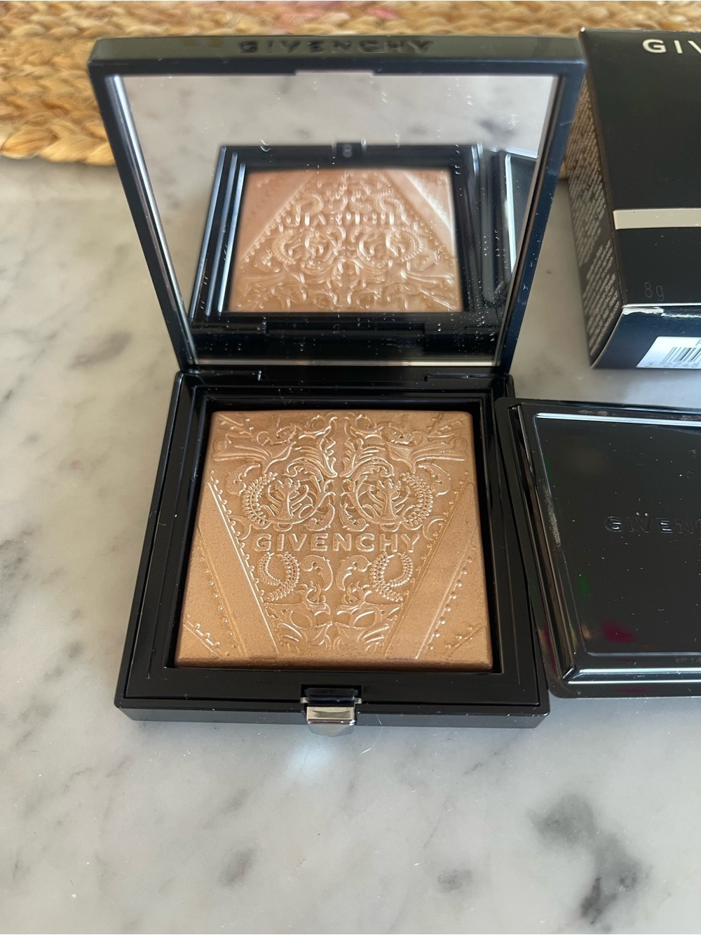 Givenchy Teint Couture Shimmer Powder highlighter compact,